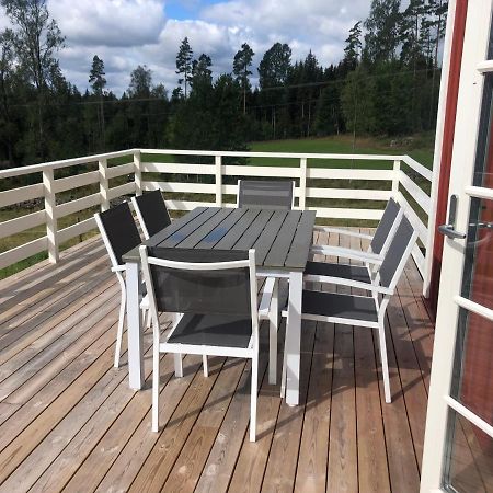 Mysig Lantlig Stuga, Nycklaroer Korsberga Bagian luar foto